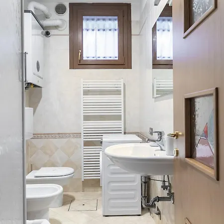 Ca' Latina - Cozy In Pieno Centro Storico Vakantiehuis *